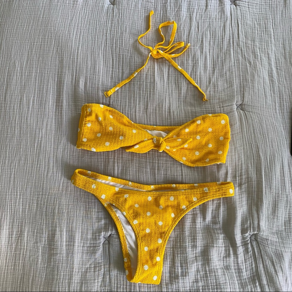 UO YELLOW POLKA DOT BIKINI EUC